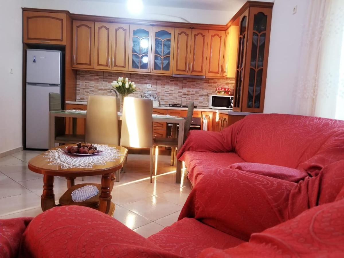 Вилла Eva'S House Лукове Экстерьер фото